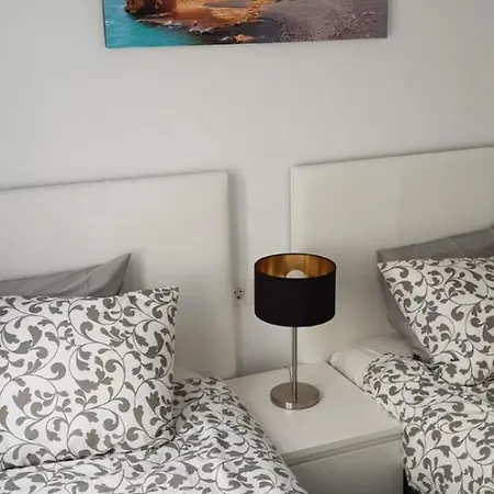Luxury Sea Front Dom wakacyjny Costa Teguise