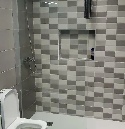 בית נופש Luxury Sea Front קוסטה טגוויסה