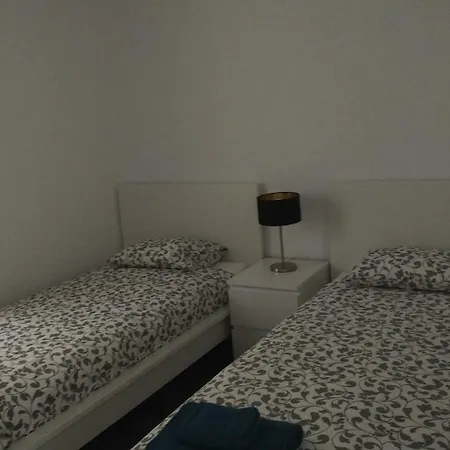 Luxury Sea Front * קוסטה טגוויסה