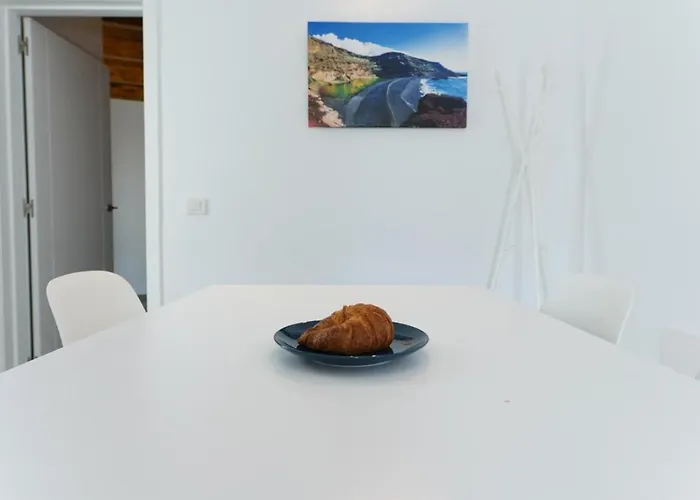 Luxury Sea Front Semesterbostad