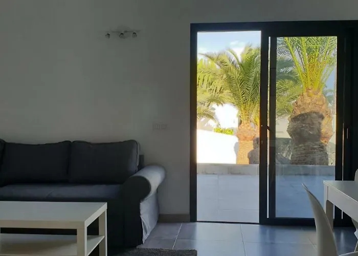 Nyaraló Luxury Sea Front *