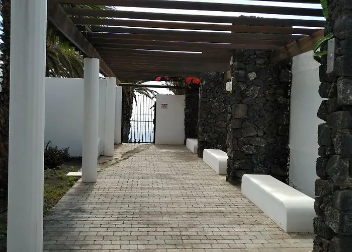 Nyaraló Luxury Sea Front *